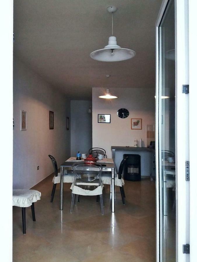 Casa Graziella Apartment Sant'Antioco Luaran gambar