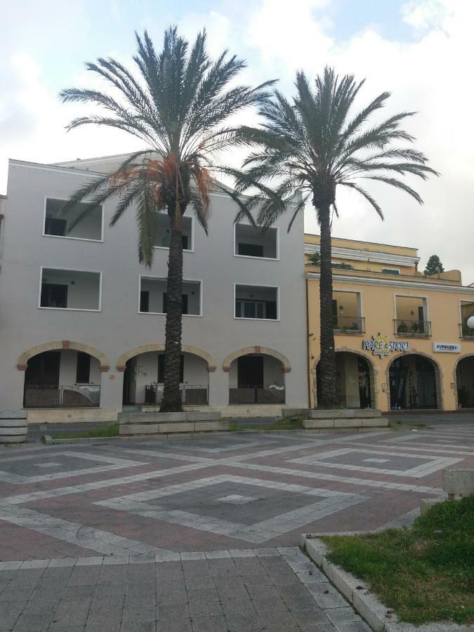 Casa Graziella Apartment Sant'Antioco Luaran gambar