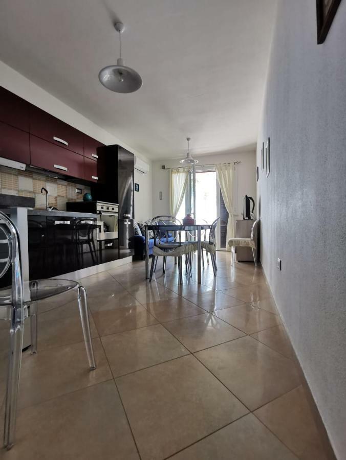 Casa Graziella Apartment Sant'Antioco Luaran gambar